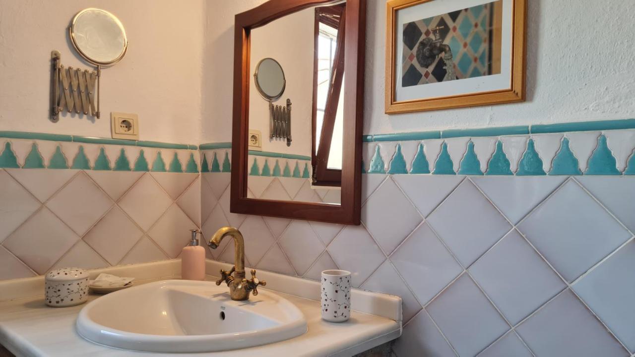 Casa Rural Cortijo El Potro 오르히바 외부 사진
