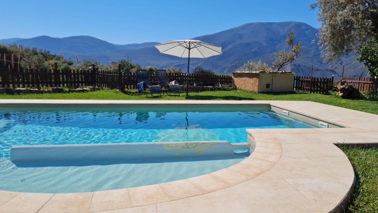 Casa Rural Cortijo El Potro 오르히바 외부 사진
