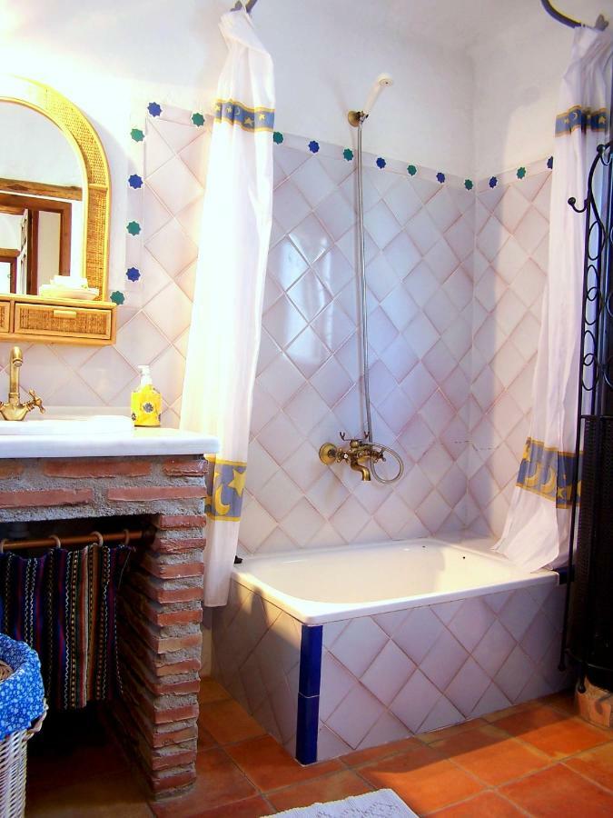 Casa Rural Cortijo El Potro 오르히바 외부 사진