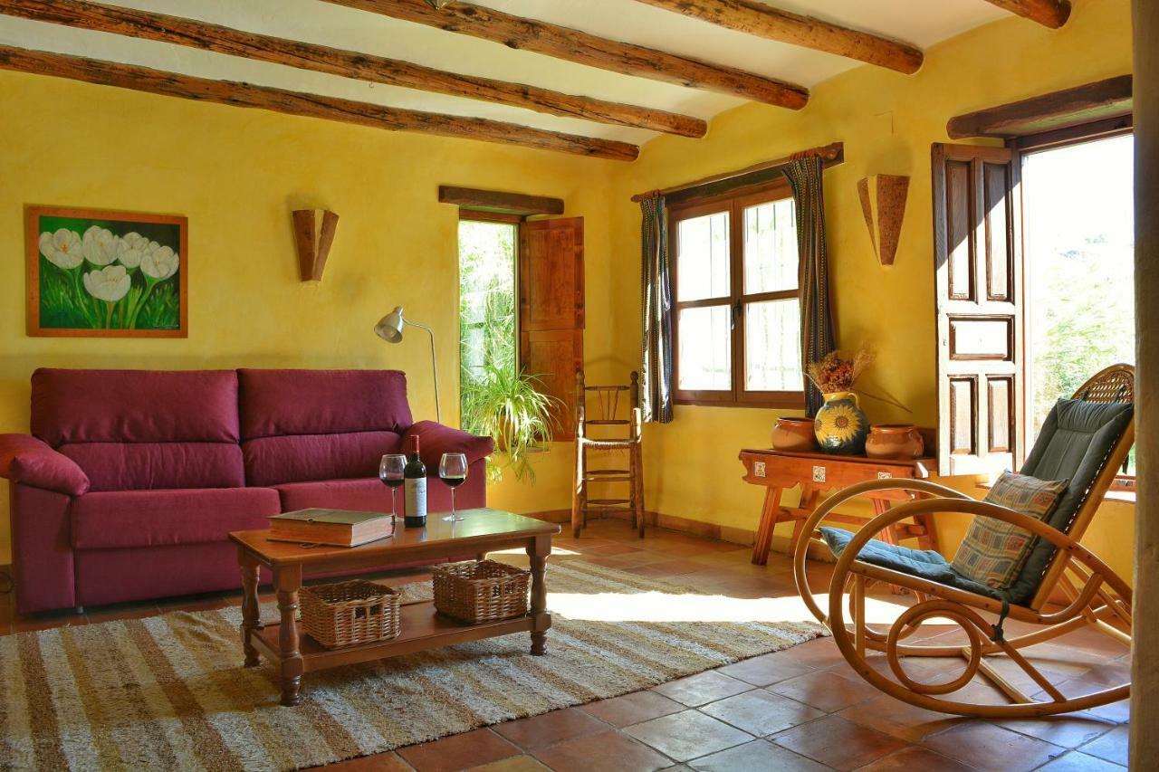 Casa Rural Cortijo El Potro 오르히바 외부 사진